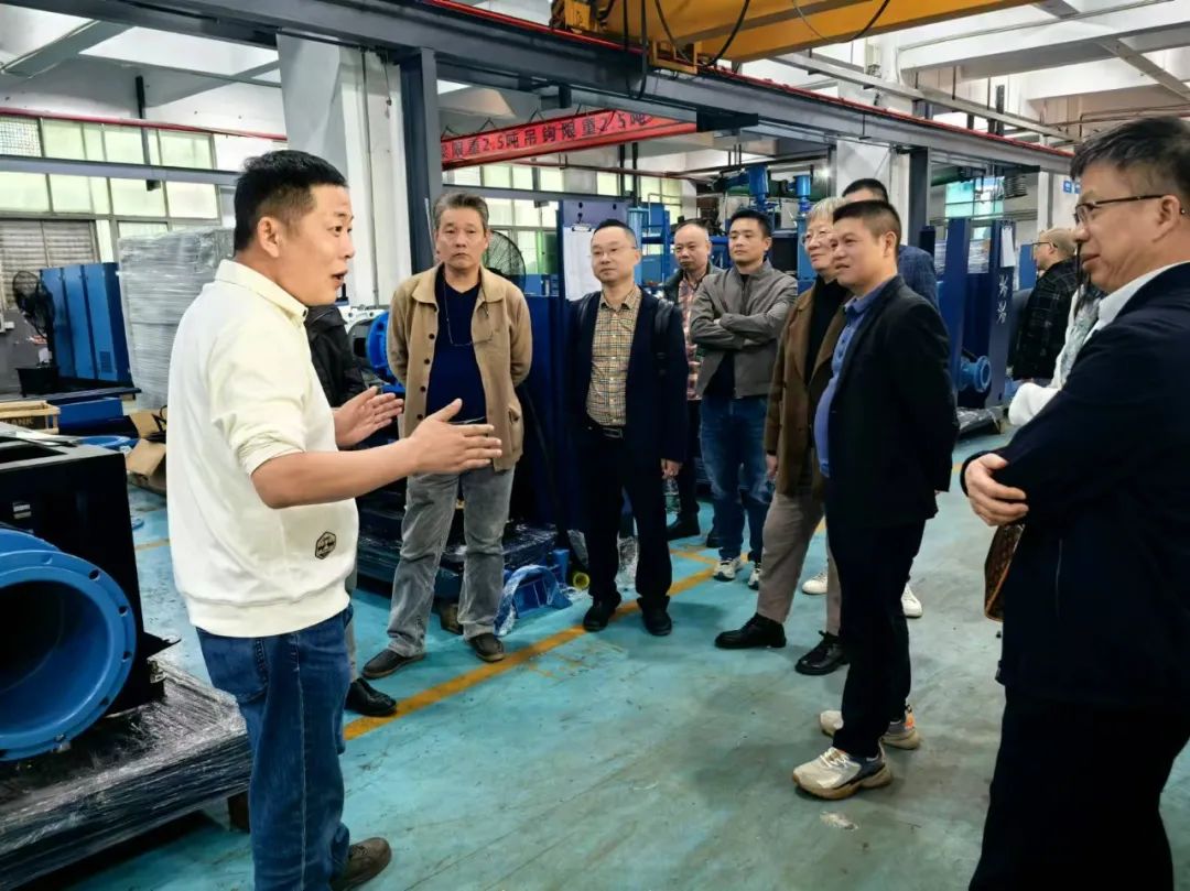 股东与职工利益